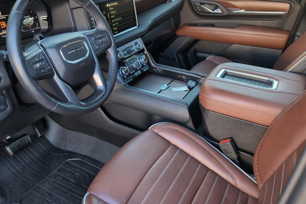 used 2023 GMC Yukon car, priced at $77,527