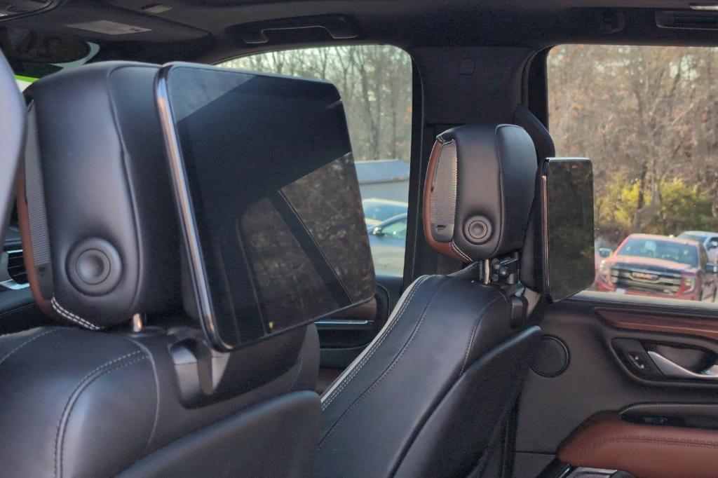 used 2023 GMC Yukon car, priced at $77,527