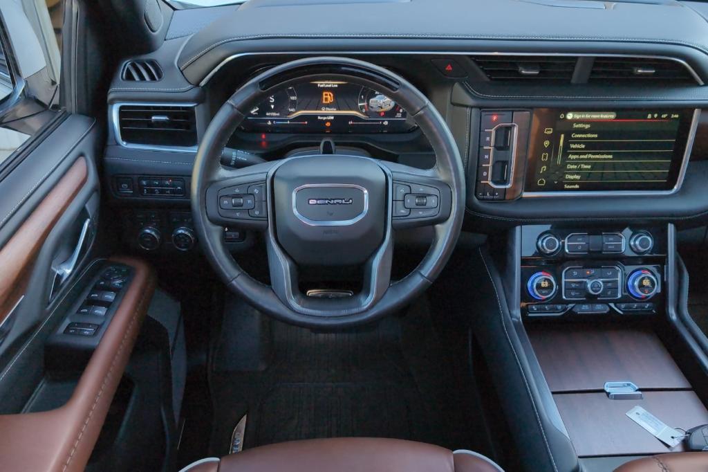 used 2023 GMC Yukon car, priced at $77,527