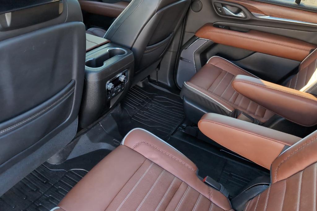 used 2023 GMC Yukon car, priced at $77,527