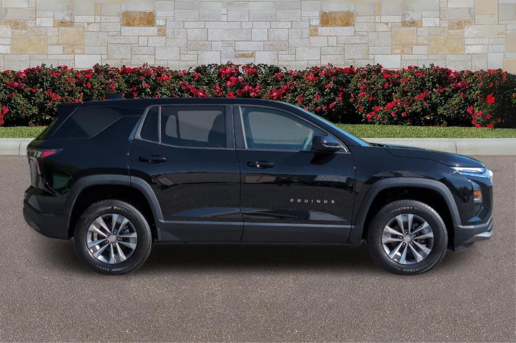 new 2026 Chevrolet Equinox car, priced at $29,090