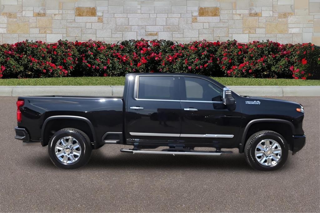 used 2024 Chevrolet Silverado 2500 car, priced at $73,102