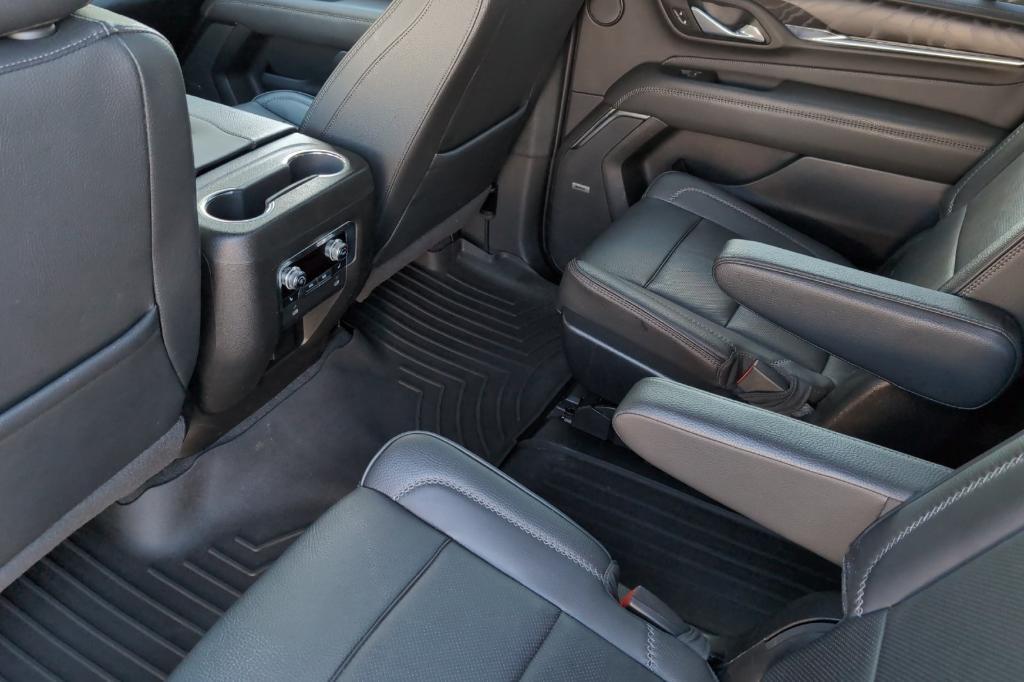 used 2023 GMC Yukon XL car, priced at $60,332