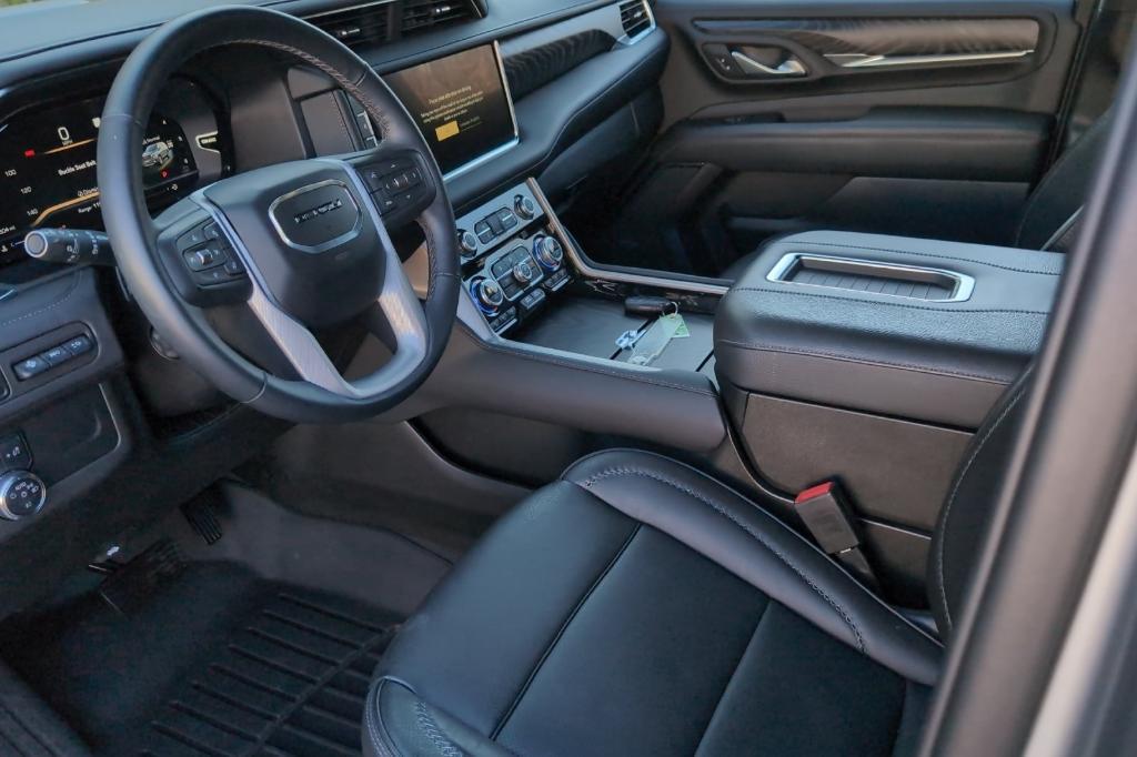 used 2023 GMC Yukon XL car, priced at $60,332