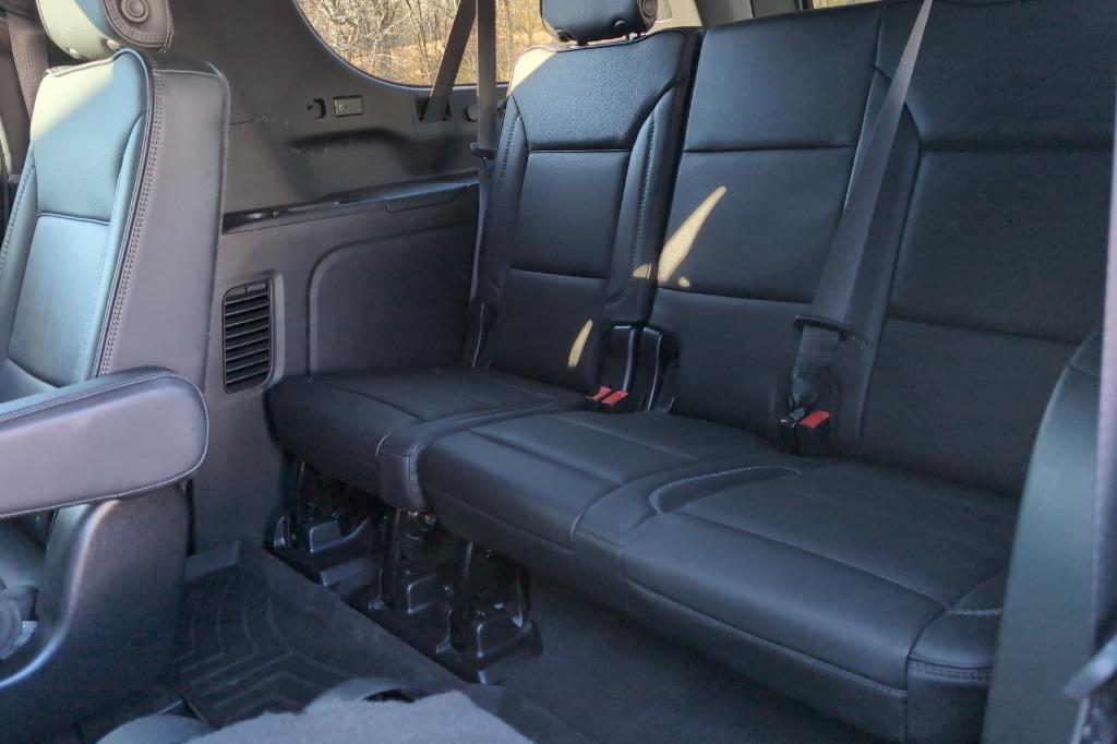 used 2023 GMC Yukon XL car, priced at $60,332