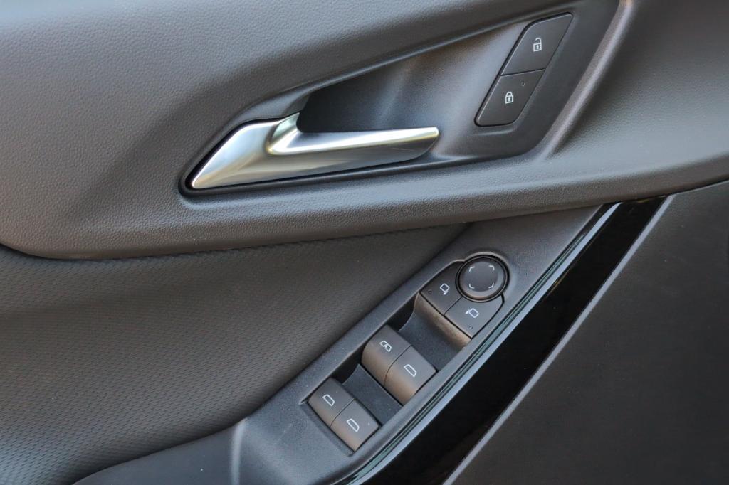 new 2026 Chevrolet Equinox car, priced at $31,385