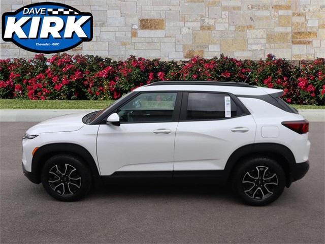 new 2025 Chevrolet TrailBlazer car, priced at $33,720