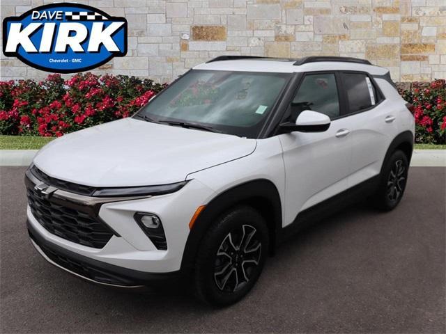 new 2025 Chevrolet TrailBlazer car, priced at $33,720