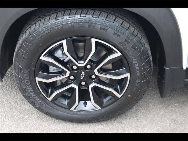 new 2025 Chevrolet TrailBlazer car, priced at $33,720