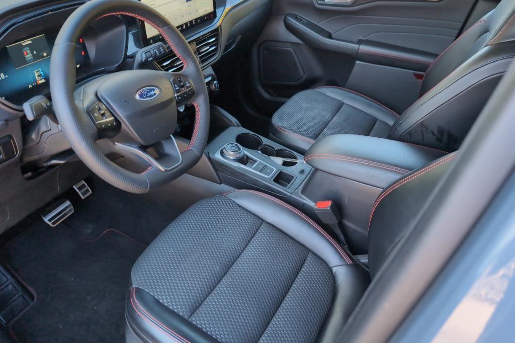 used 2023 Ford Escape car, priced at $30,337