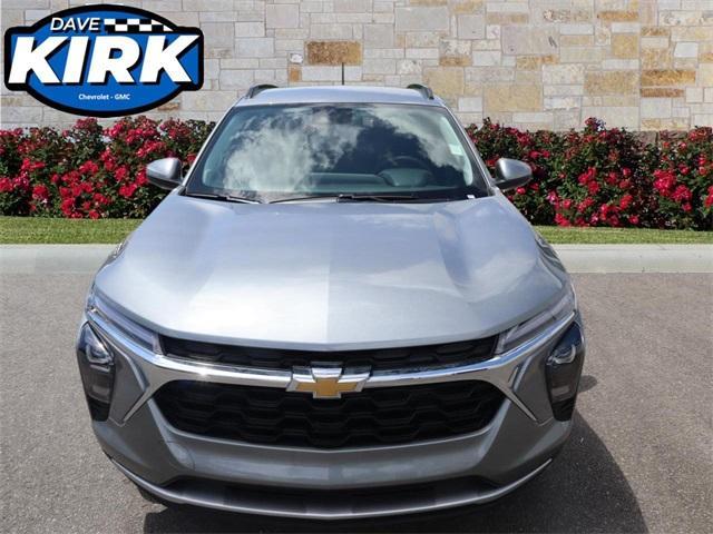 new 2025 Chevrolet Trax car, priced at $25,485