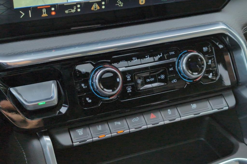 new 2026 GMC Sierra 3500 car, priced at $95,754