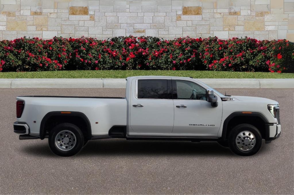 new 2026 GMC Sierra 3500 car, priced at $95,754
