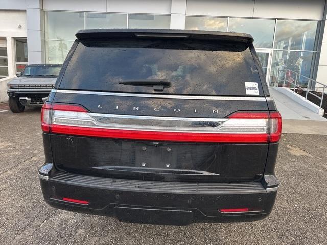 used 2019 Lincoln Navigator L car, priced at $38,319