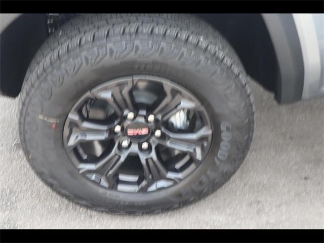 new 2025 GMC Canyon car, priced at $49,560
