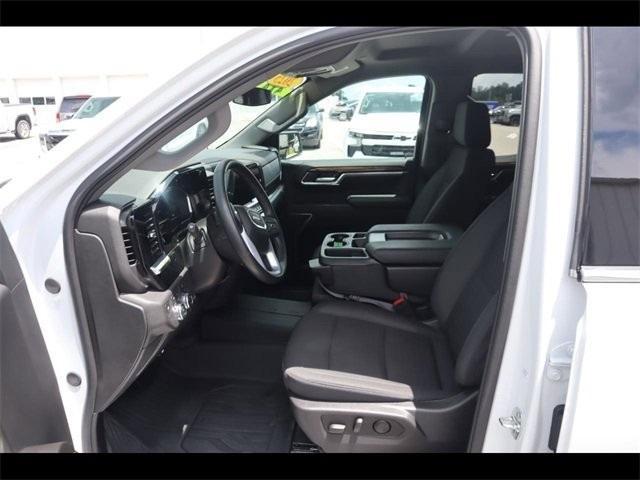new 2025 GMC Sierra 1500 car, priced at $50,550