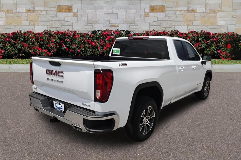 new 2025 GMC Sierra 1500 car, priced at $50,550