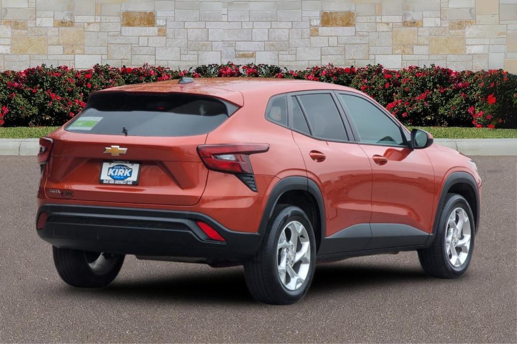 used 2024 Chevrolet Trax car, priced at $21,542