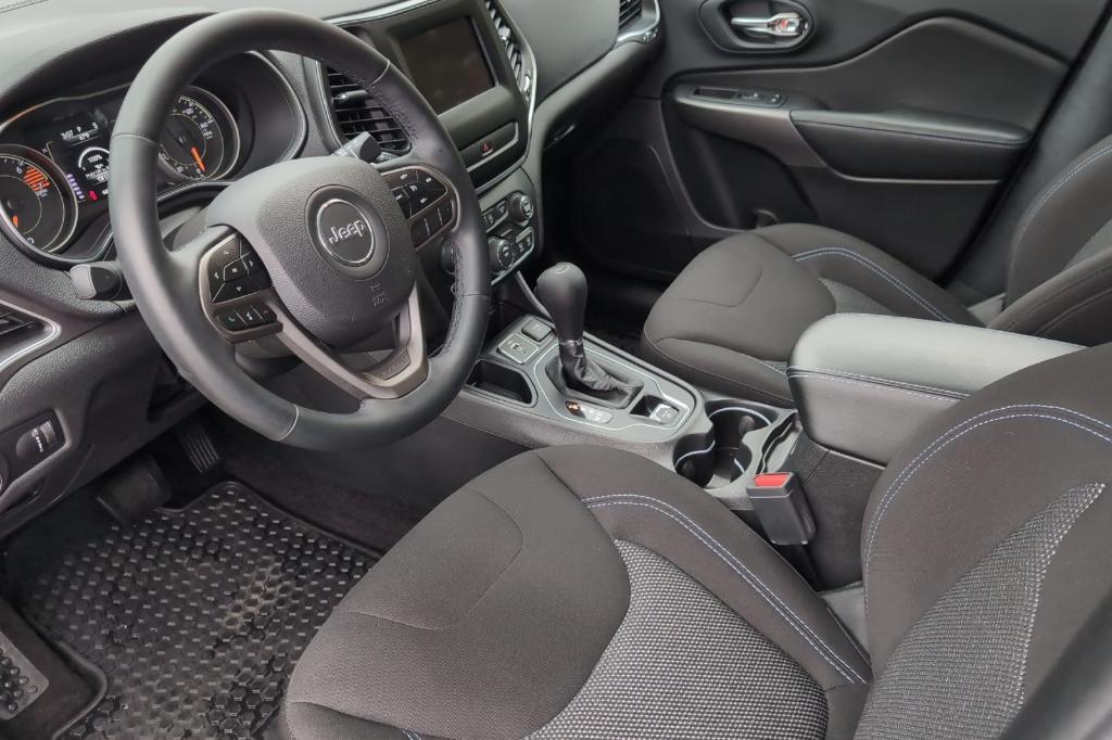 used 2019 Jeep Cherokee car, priced at $16,991