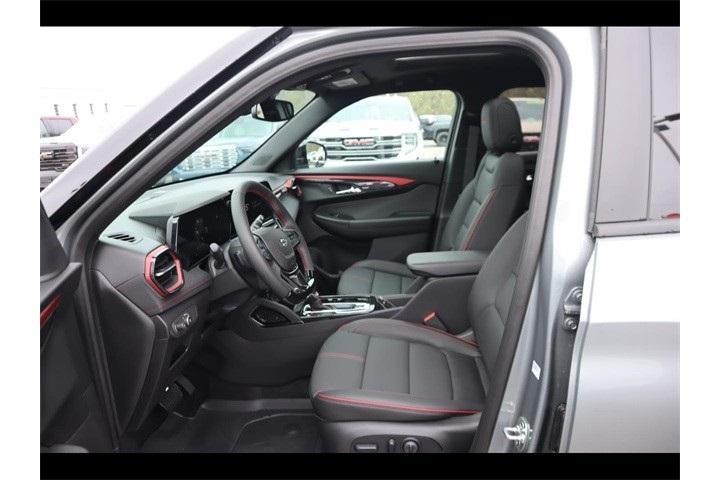 new 2025 Chevrolet TrailBlazer car, priced at $33,150
