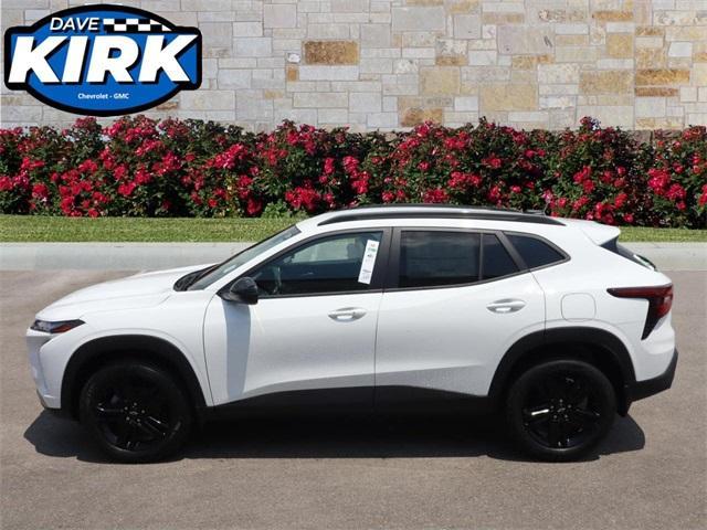new 2025 Chevrolet Trax car, priced at $26,490