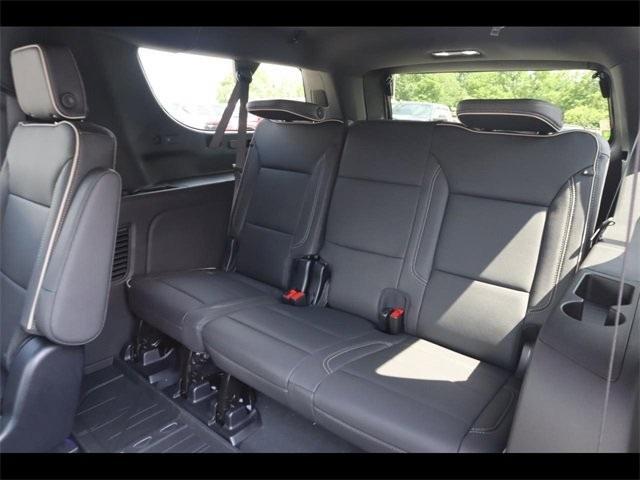 new 2025 Chevrolet Suburban car, priced at $81,265