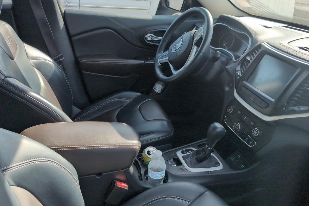 used 2014 Jeep Cherokee car, priced at $14,899