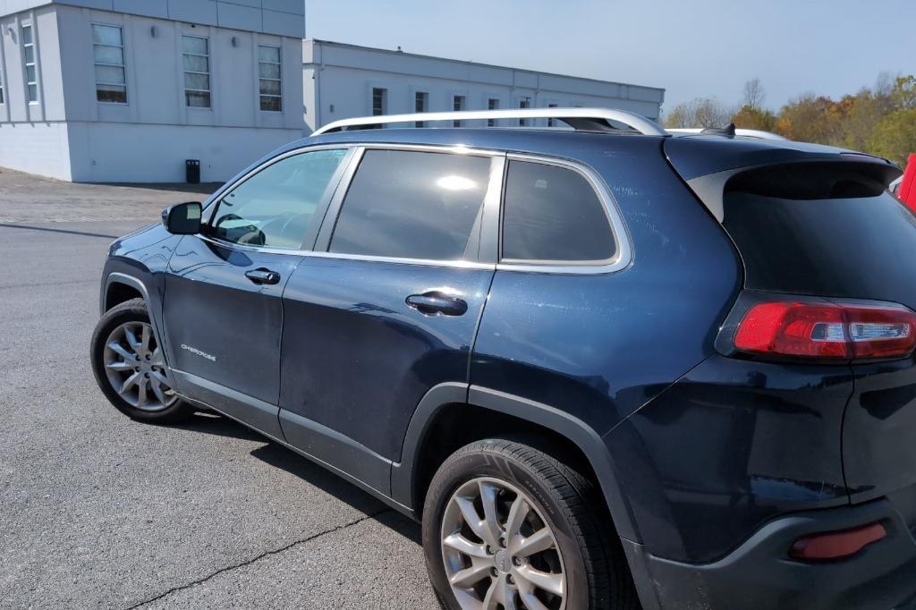 used 2014 Jeep Cherokee car, priced at $14,899