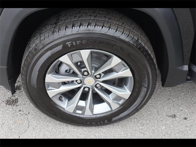 new 2025 Chevrolet Equinox car, priced at $30,040
