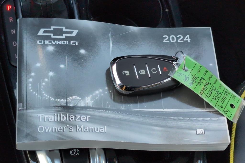 used 2024 Chevrolet TrailBlazer car, priced at $26,404