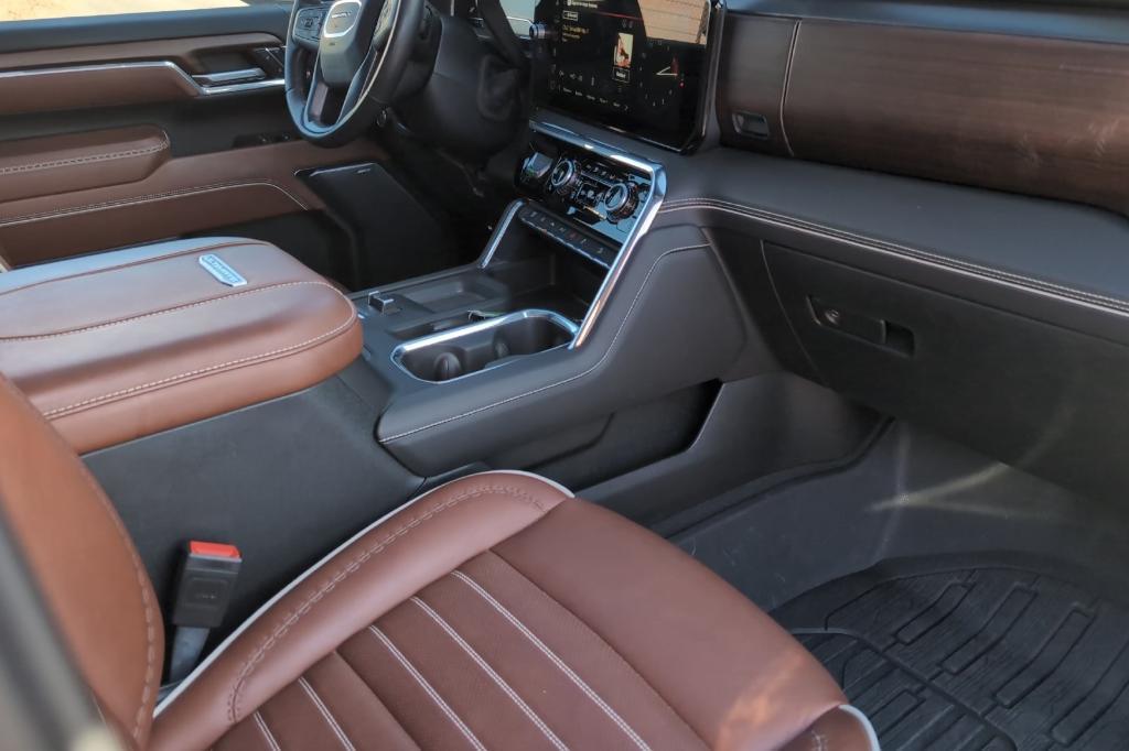 used 2024 GMC Sierra 2500 car, priced at $84,991