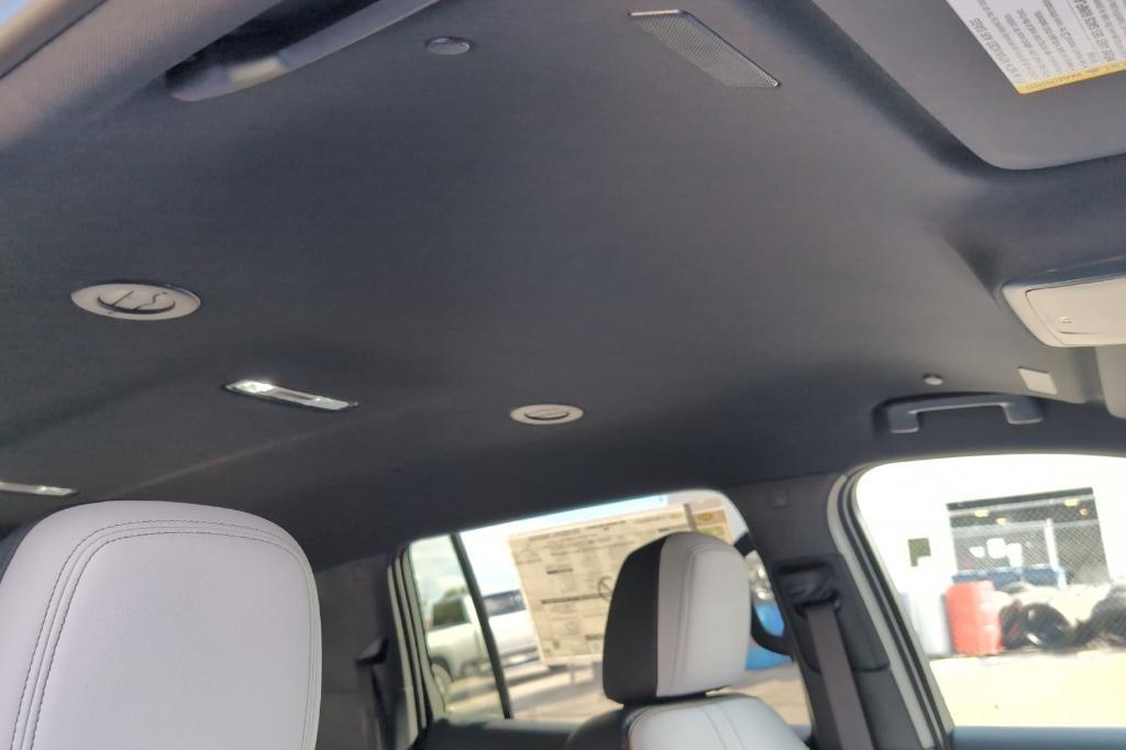 new 2026 Chevrolet Traverse car, priced at $60,410