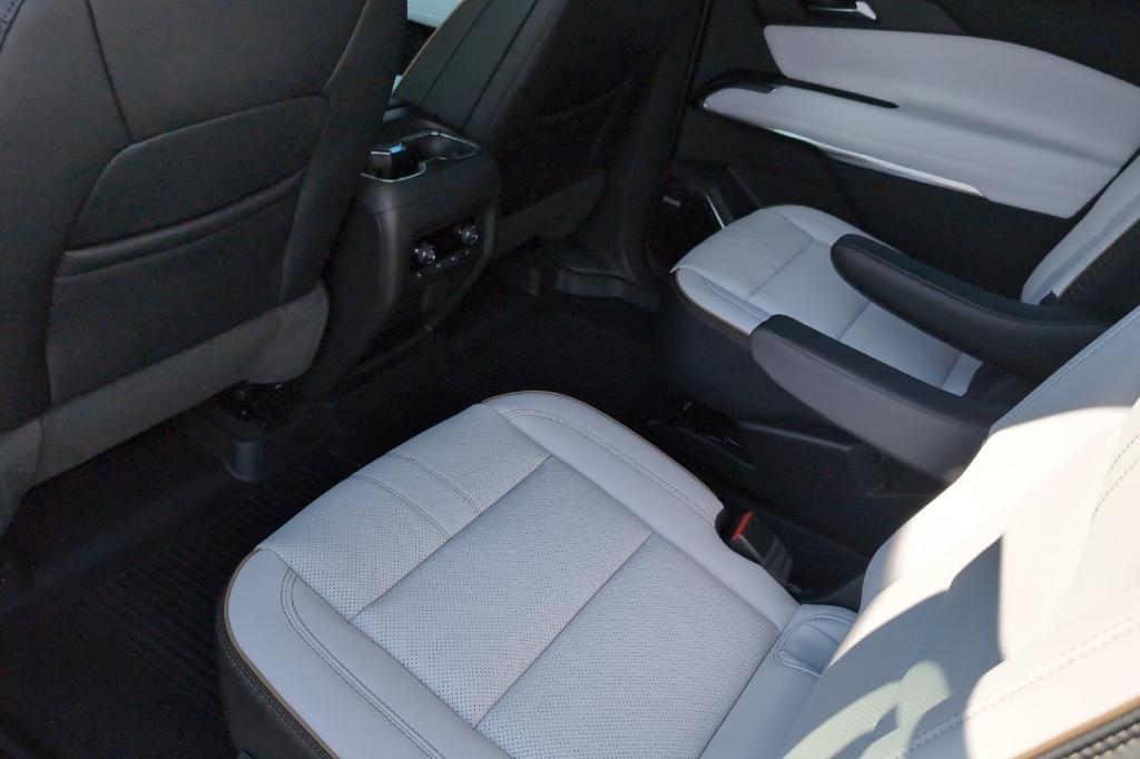 new 2026 Chevrolet Traverse car, priced at $60,410