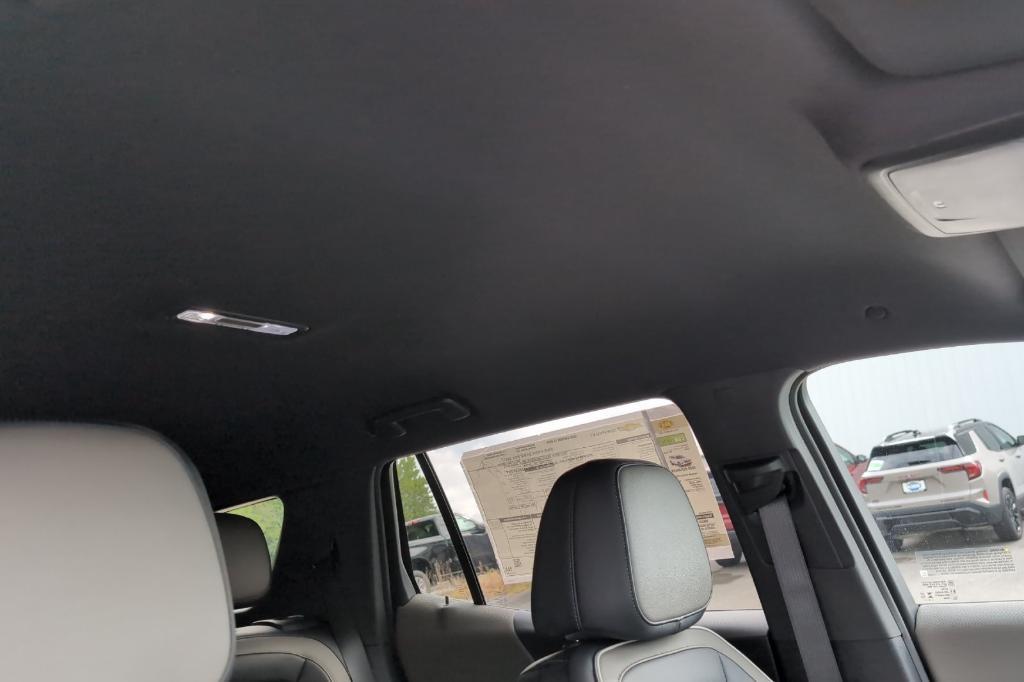 new 2026 Chevrolet Equinox car, priced at $35,435