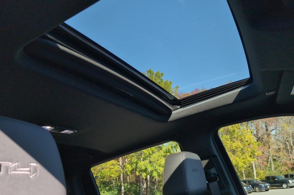 used 2025 GMC Sierra 2500 car, priced at $77,956