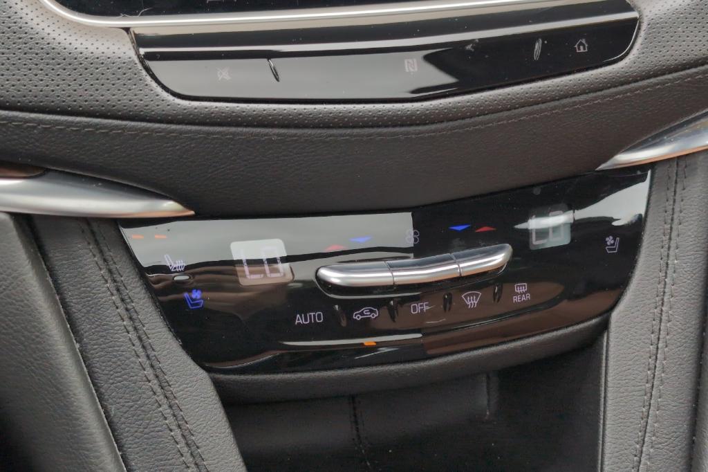 used 2021 Cadillac XT5 car, priced at $28,952