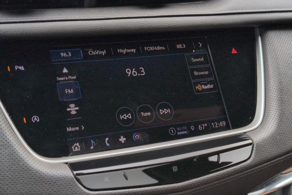 used 2021 Cadillac XT5 car, priced at $28,952