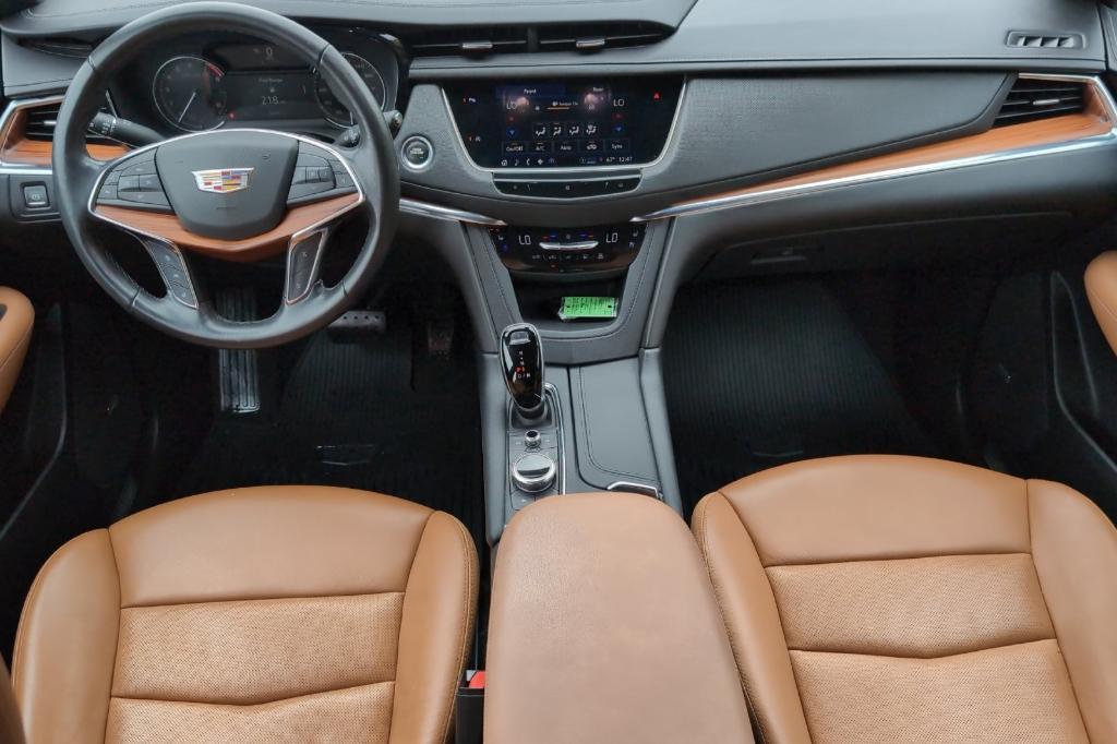 used 2021 Cadillac XT5 car, priced at $28,952