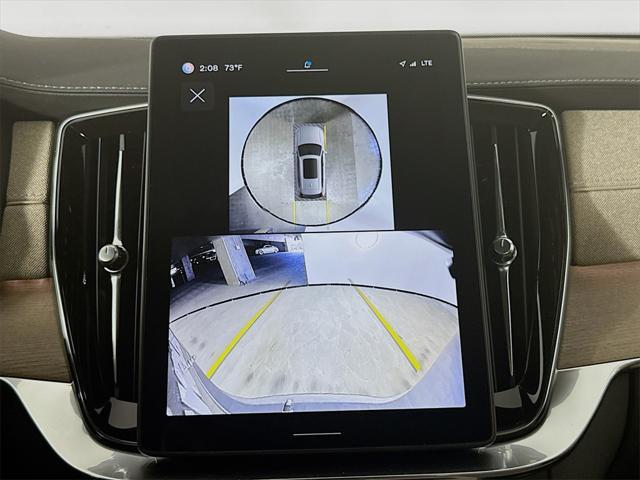 new 2025 Volvo XC90 car, priced at $73,495