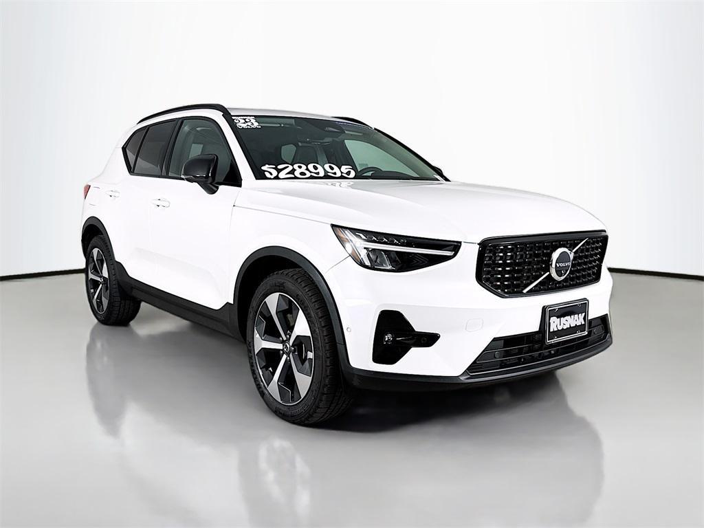 used 2023 Volvo XC40 car, priced at $28,995
