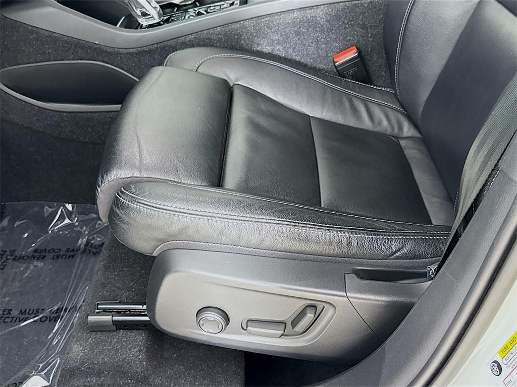 used 2023 Volvo XC40 car, priced at $26,566