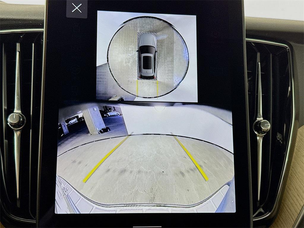 new 2026 Volvo XC60 car, priced at $57,985