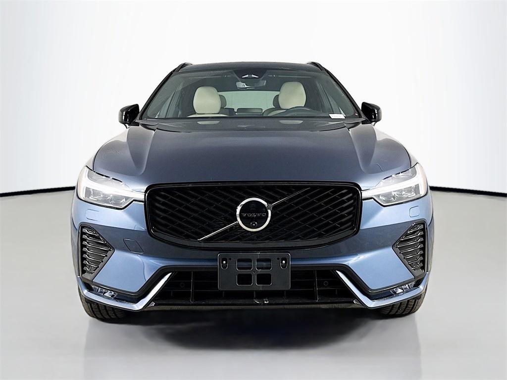 new 2026 Volvo XC60 car, priced at $57,985