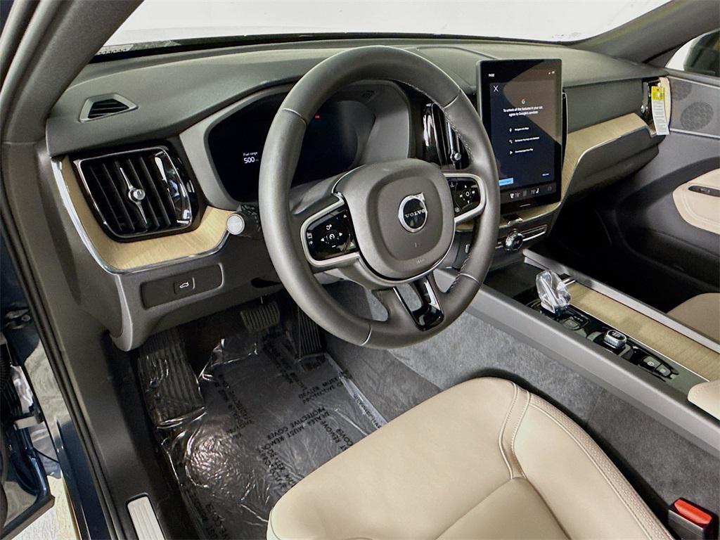 new 2026 Volvo XC60 car, priced at $57,985