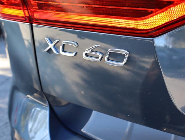 new 2025 Volvo XC60 Plug-In Hybrid car, priced at $65,875