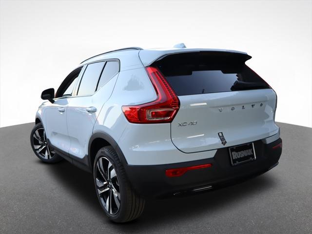 new 2025 Volvo XC40 car, priced at $50,825