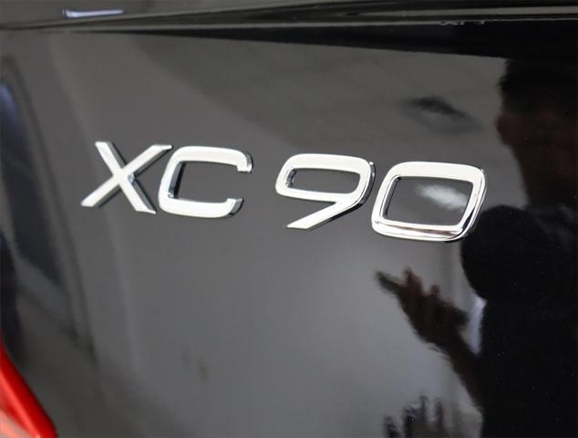 new 2025 Volvo XC90 car, priced at $72,655