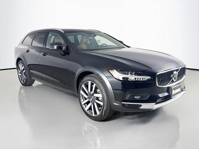 used 2025 Volvo V90 Cross Country car, priced at $59,595