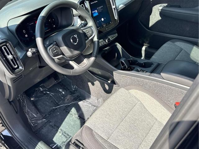 used 2025 Volvo XC40 car, priced at $33,395