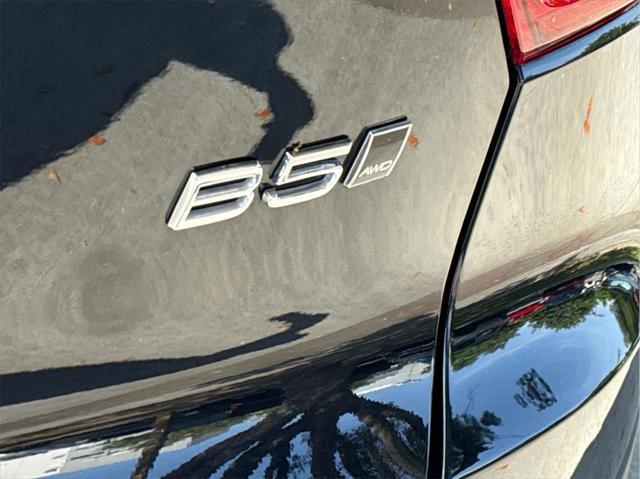 used 2025 Volvo XC40 car, priced at $33,395
